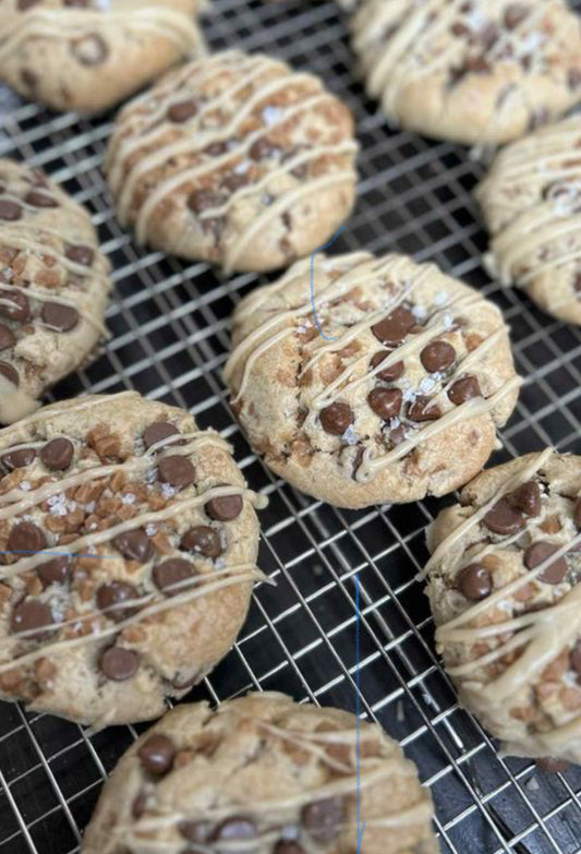 Salted Carmel Chocolate Chip Cookie