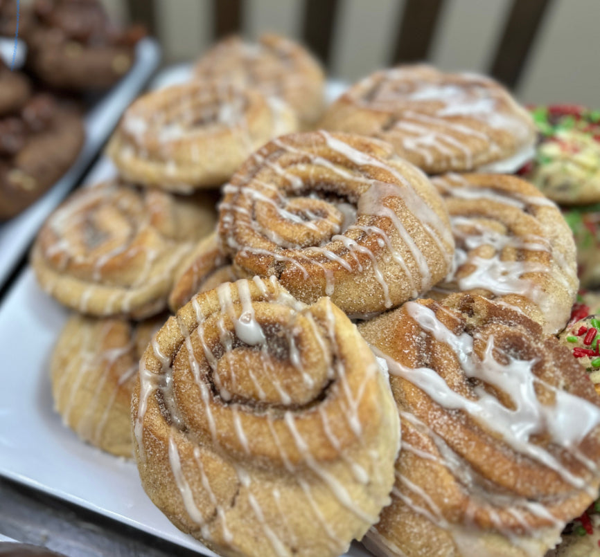 Cinnamon Roll Cookie