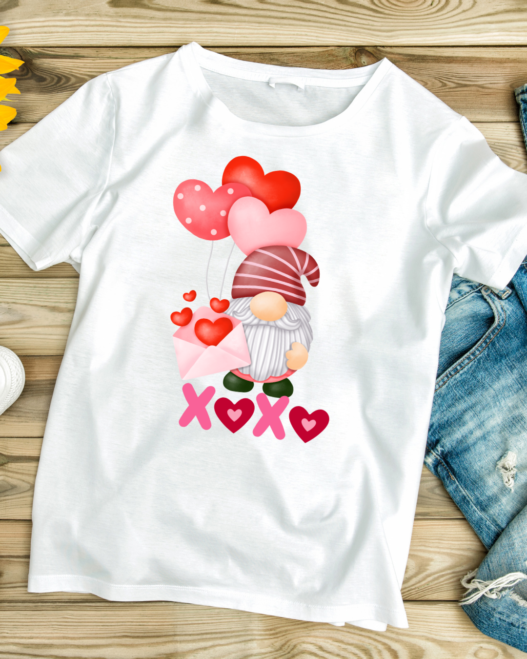 Gnome Valentine T-Shirt